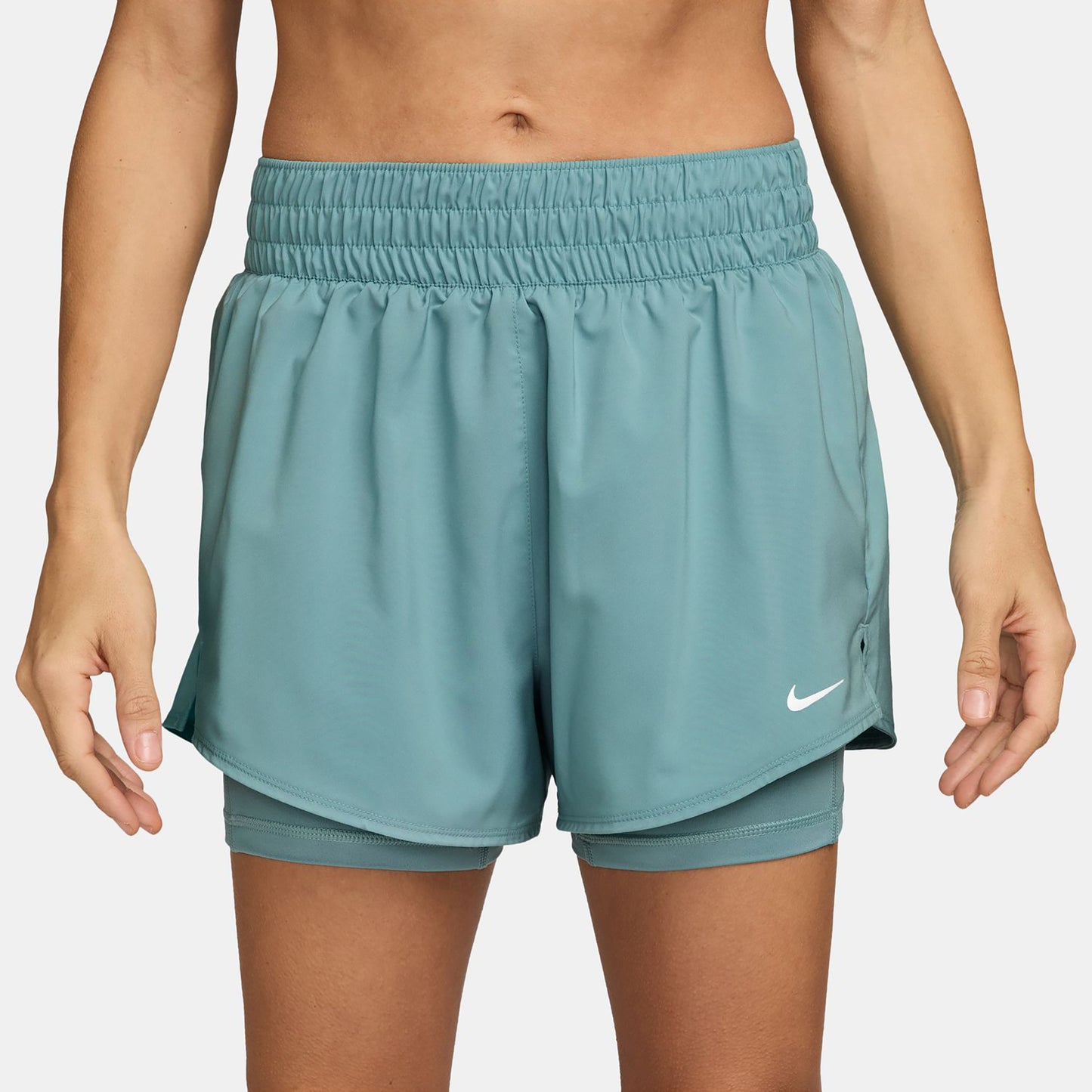 Nike Dri-Fit One High Rise 2in1 3in Shorts Dames - salie