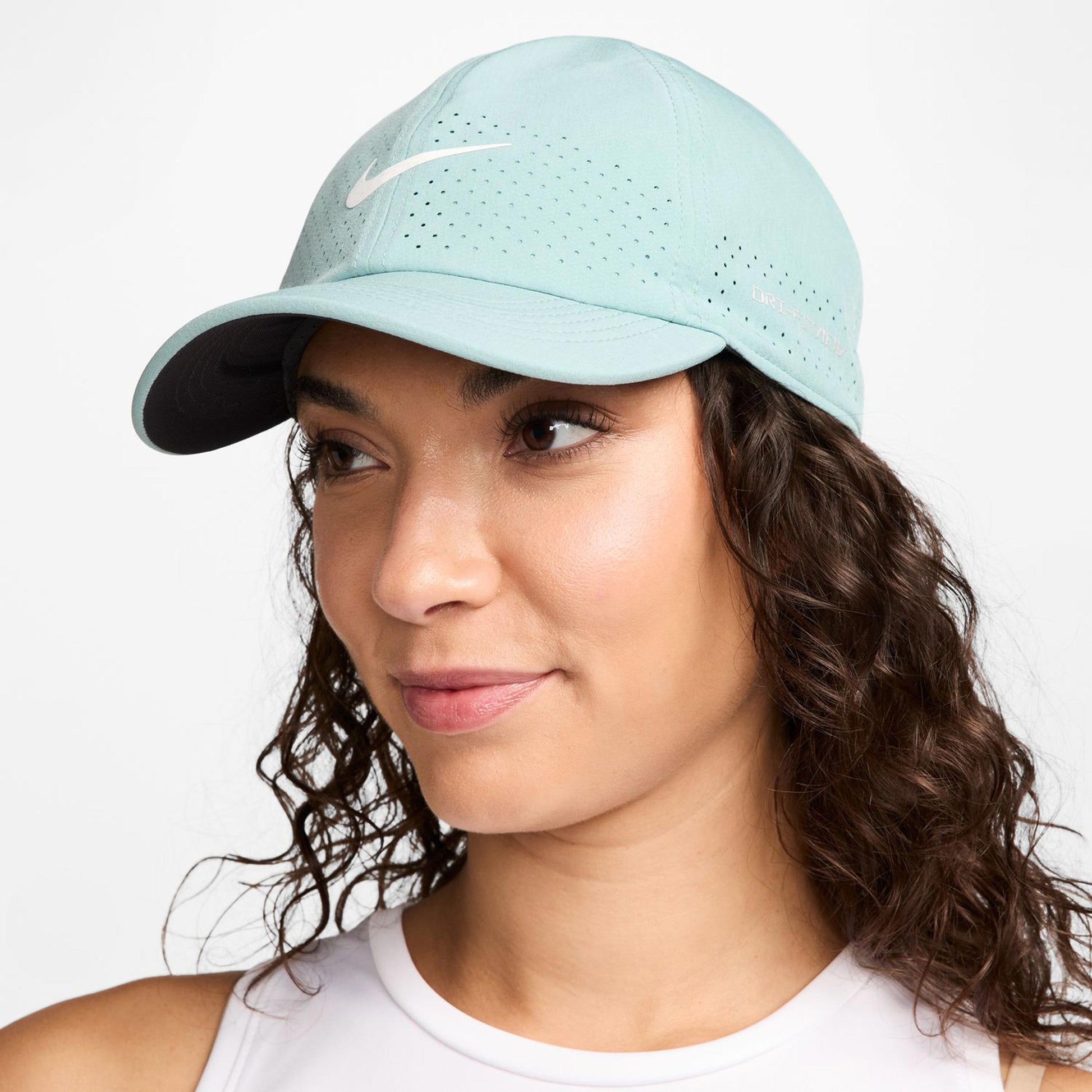 Nike Dri-Fit Advantage Club Cap Unisex-salie