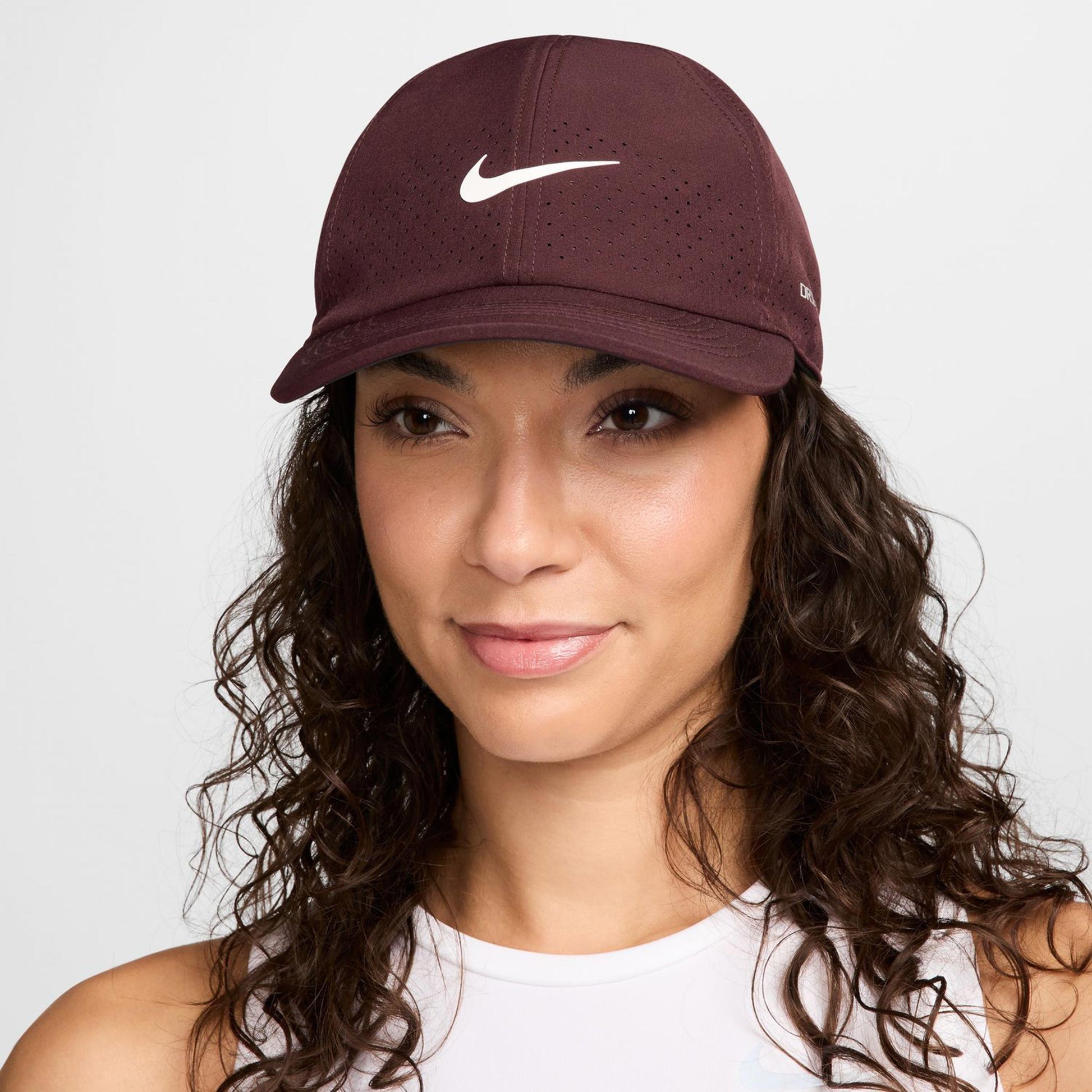 Nike Dri-Fit Advantage Cap-Donkerrood