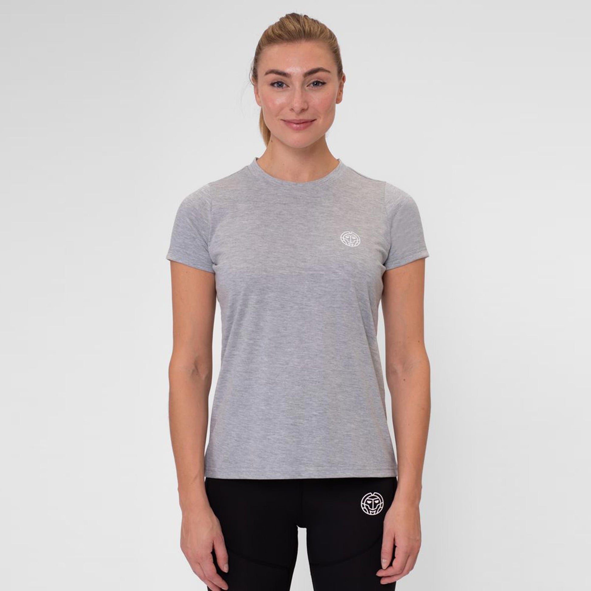 BIDI BADU Crew Chill T-shirt Dames-Grijs