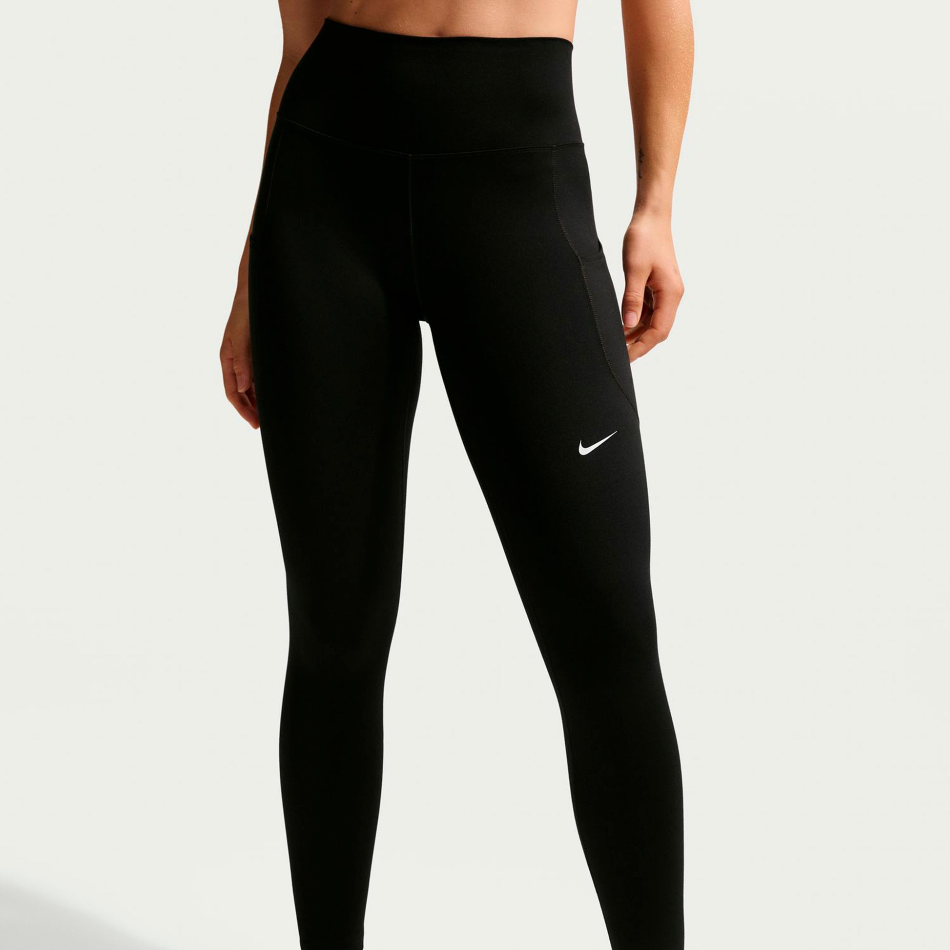 Nike Dri-FIT One High Rise 7/8 Tight Dames-zwart, wit