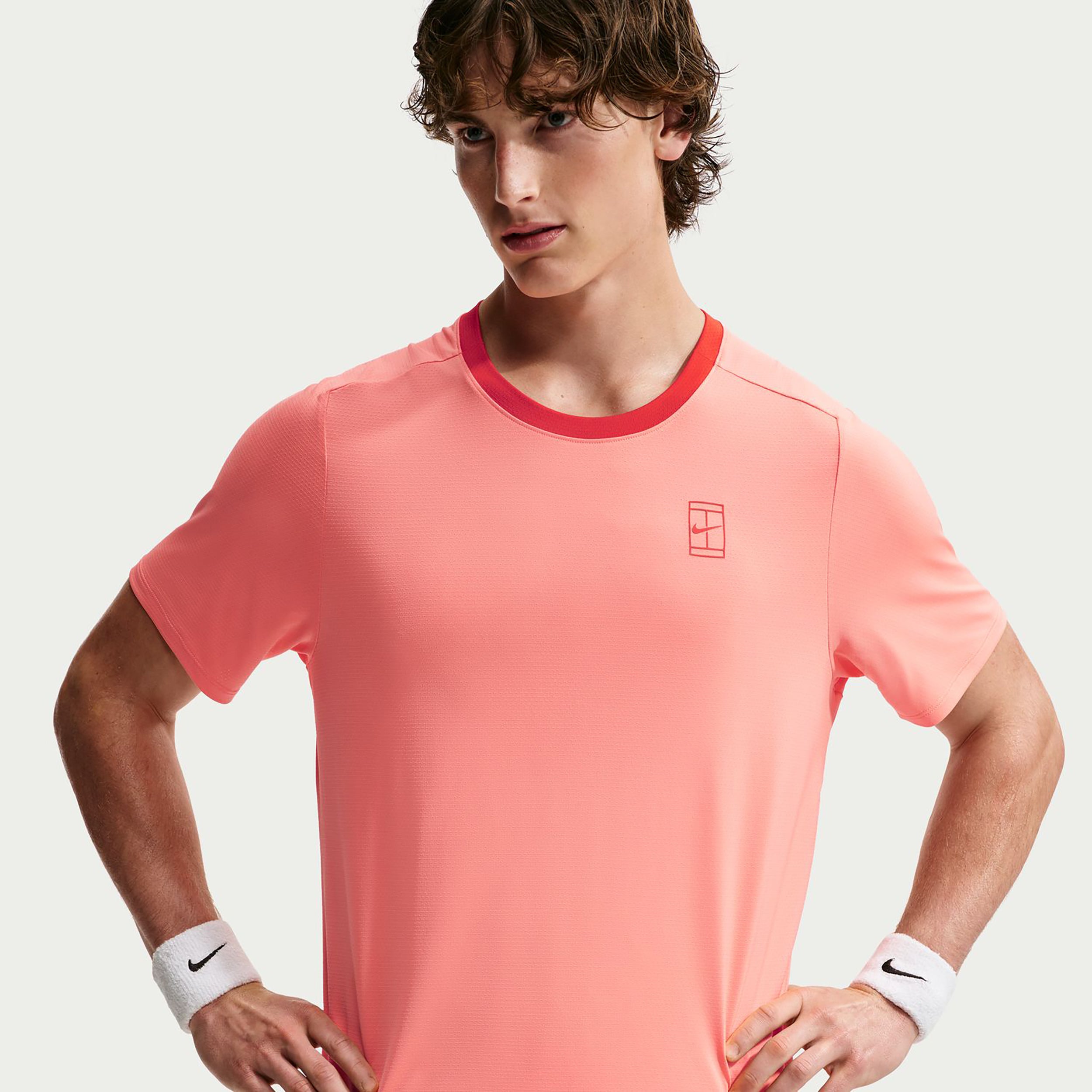 Nike Carlos Alcaraz Court Dri-FIT Advantage T-shirt Heren - koraal