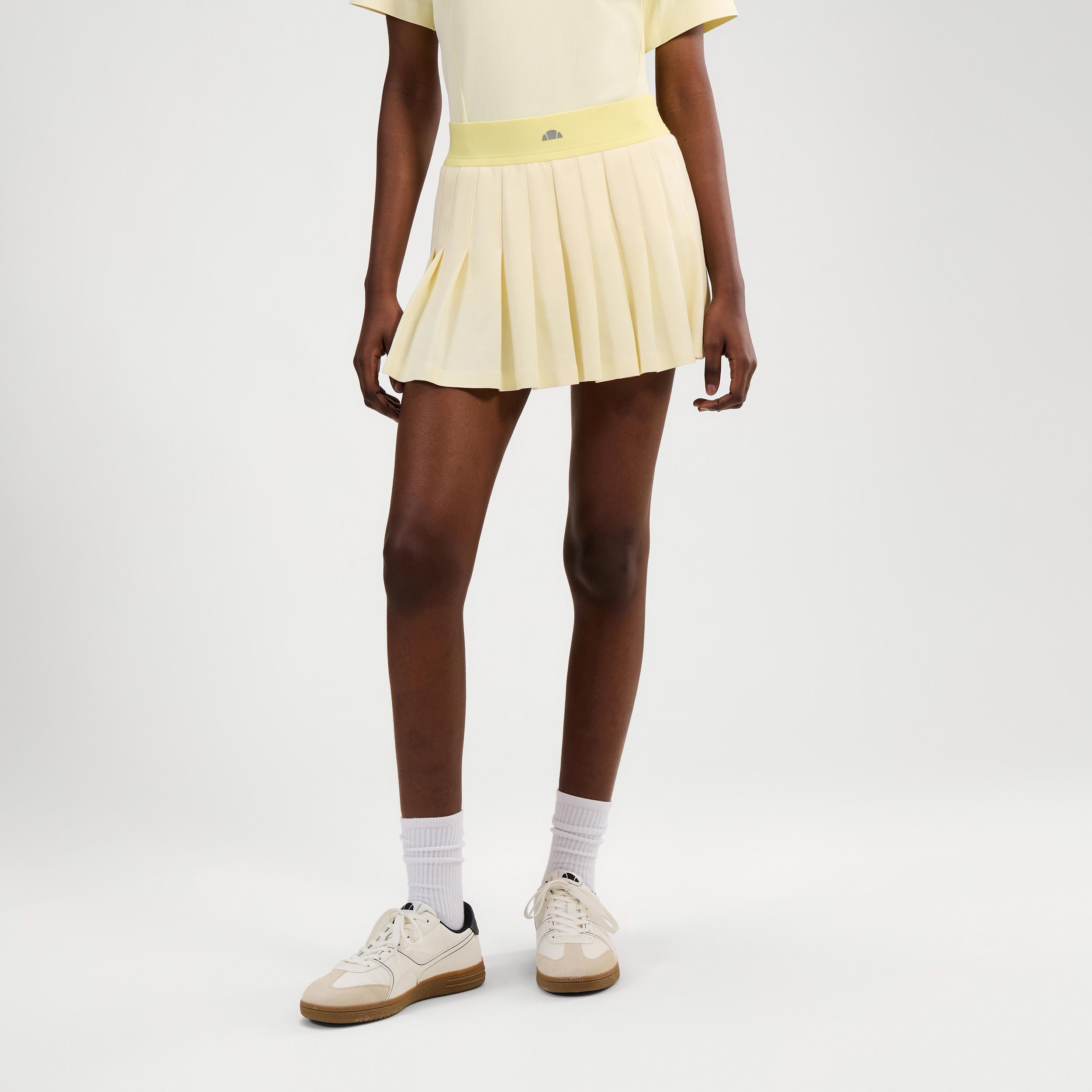 Ellesse Ortegas Shorts Femmes - jaune