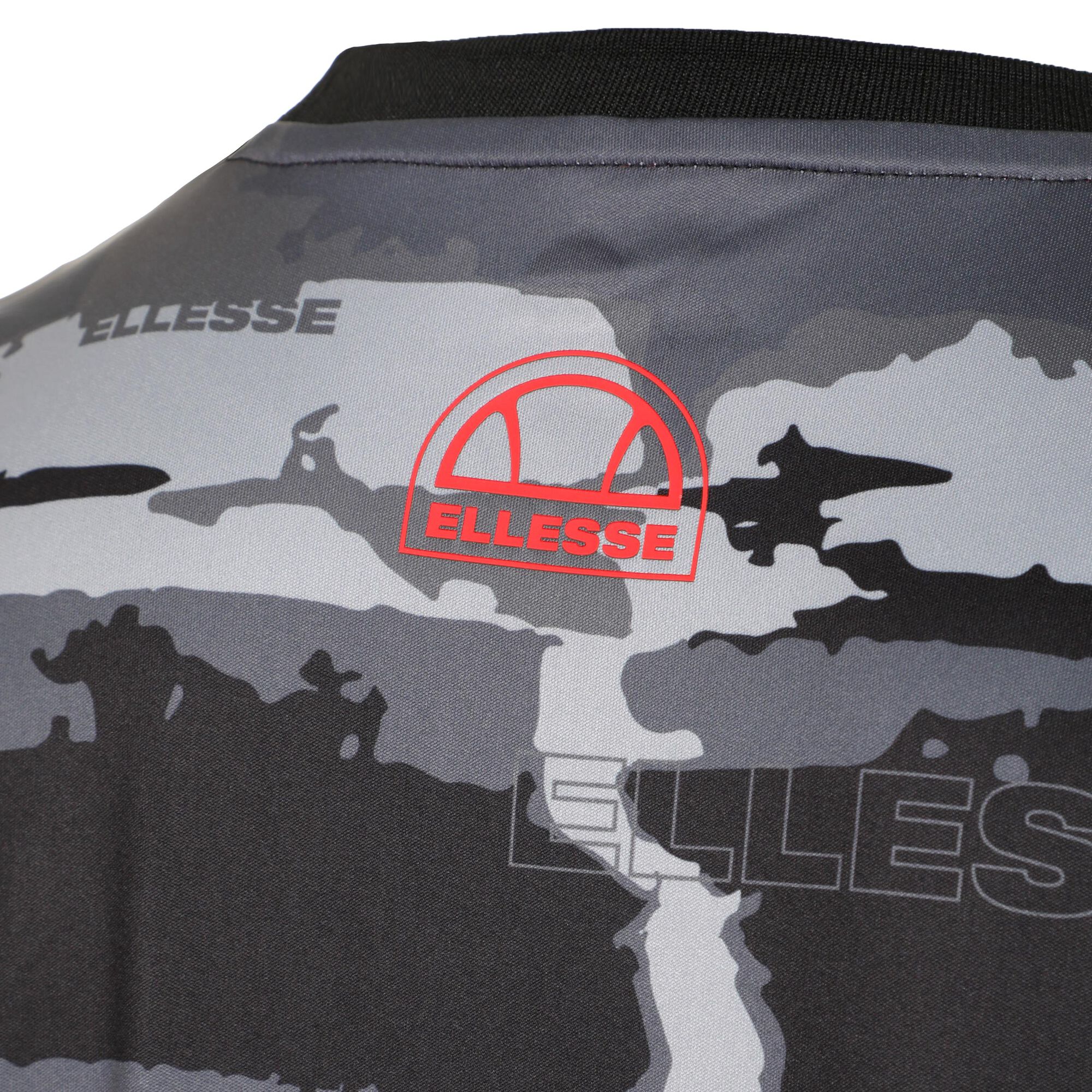 Ellesse