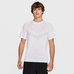Nike Kleding Nike Stride Tee Hardloopshirt Heren-wit