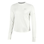 Nike Kleding Nike Swift Hardloopshirt Dames-Crème