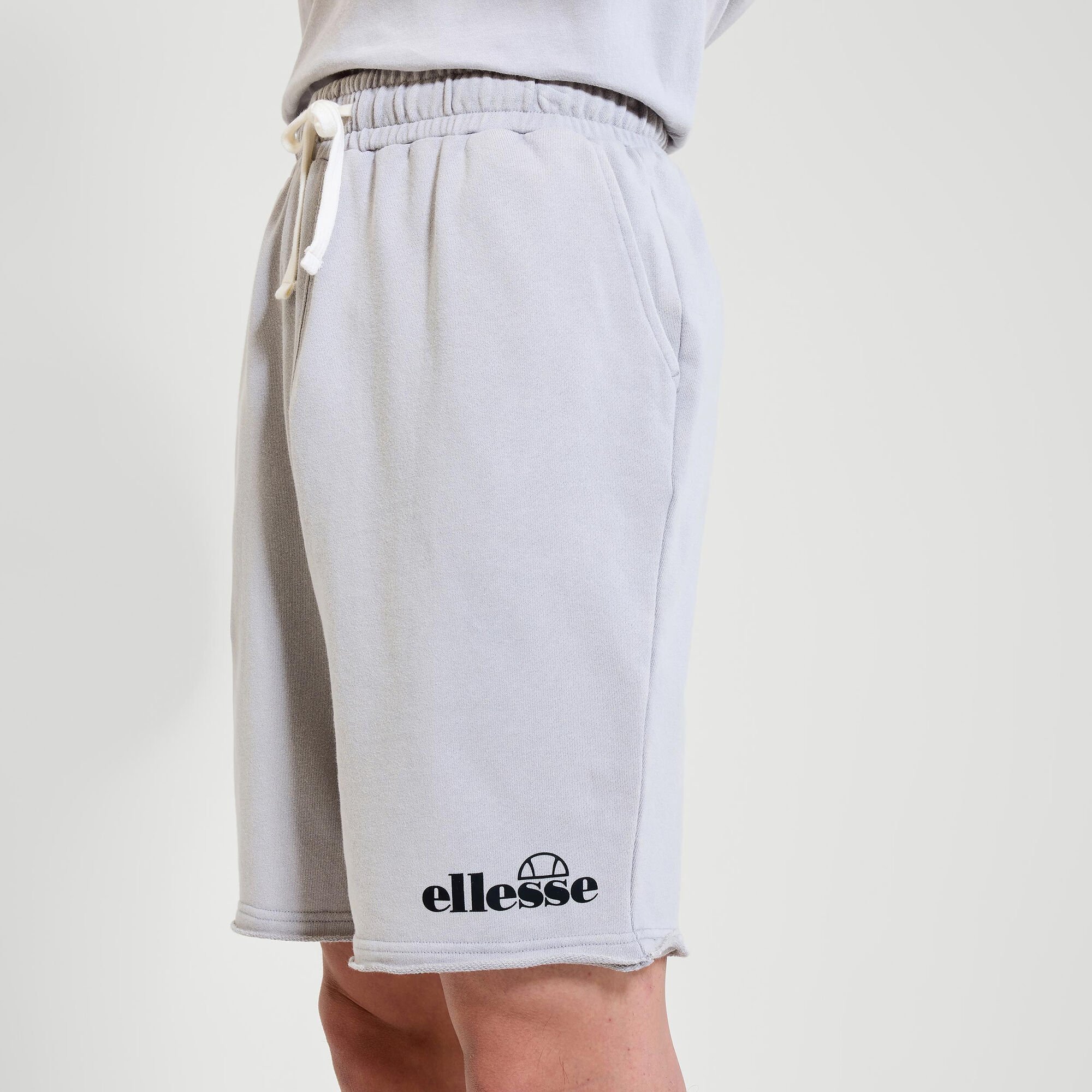 Ellesse