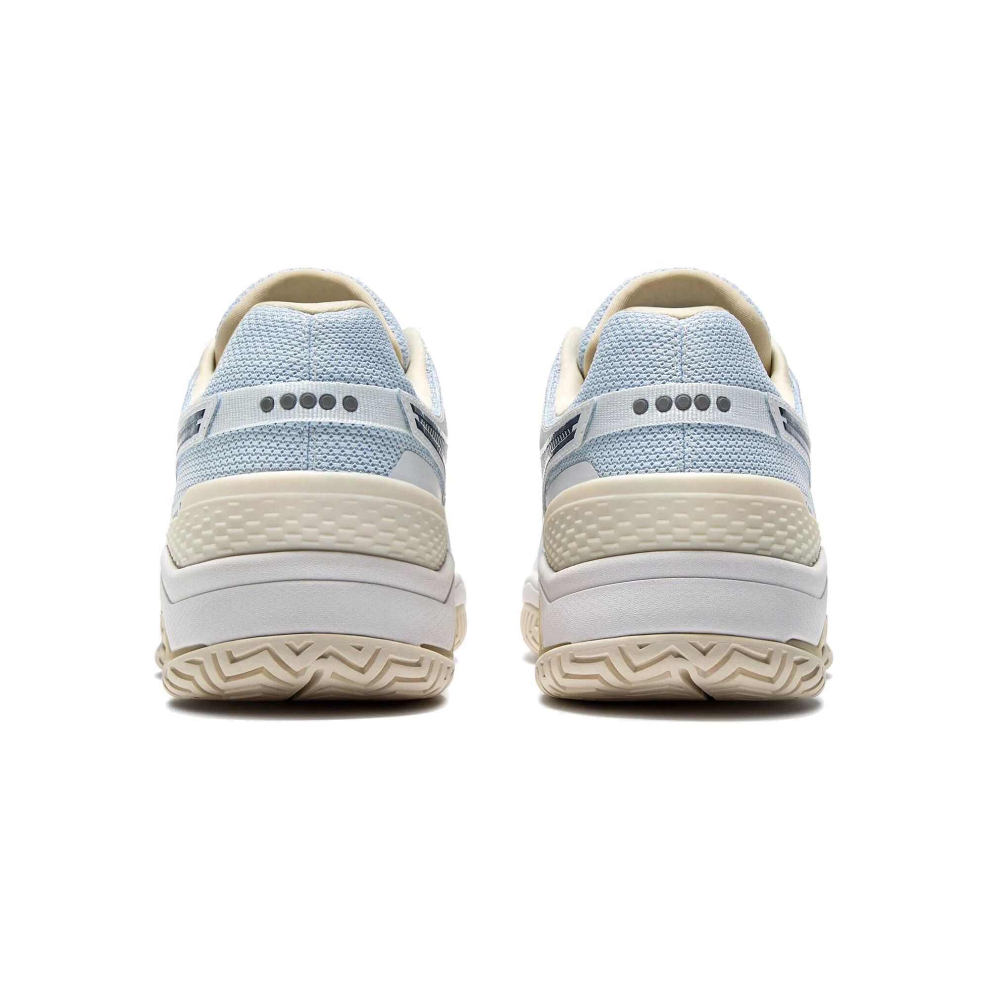 Diadora